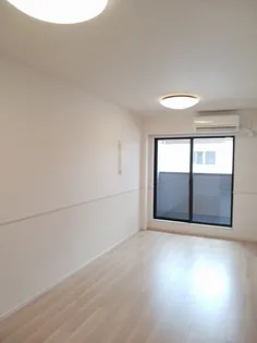 ロータス都城4【2階】の居間