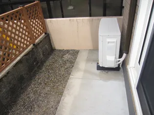 グランシャリオI番館【1階】の内装