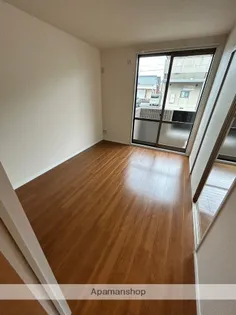 カメリアタウン壱番館【103号室】の内装