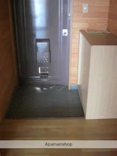 坂本第2マンション【4階】の玄関