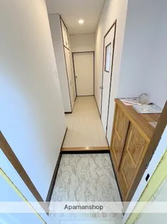 ニューライフ新別府【203号室】の玄関