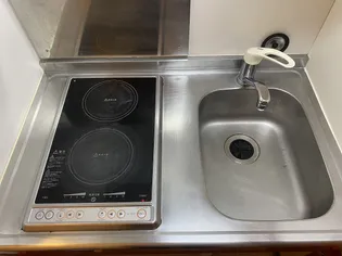 レオパレスさそら【201号室】のキッチン