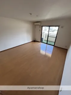 サンフォルトゥーナ宮崎駅東【4階】の内装