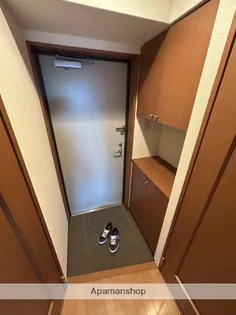 サンフォルトゥーナ宮崎駅東【4階】の玄関