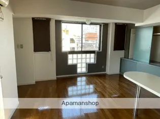 第3岩切ビル【401号室】の居間