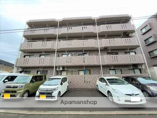 ユーミー由地の画像