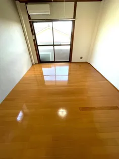 サンモアハイム【203号室】の居間