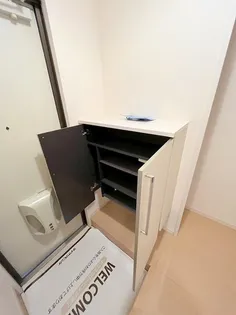 エランビタールNAKANISHI Ⅲ棟【110号室】の内装