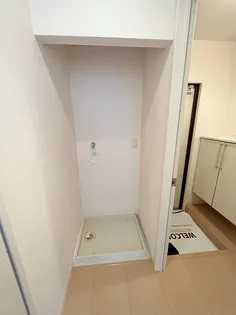 エランビタールNAKANISHI Ⅲ棟【110号室】の内装