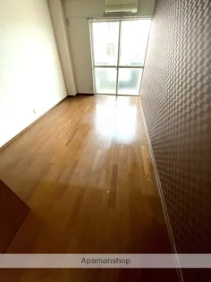 平成企画コーポ【301号室】の居間