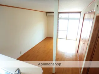 ヴェレッザ一ノ宮【201号室】の居間