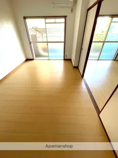 奥野ビル【102号室】の内装