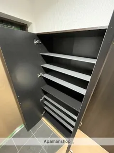 ラファエラ【1階】の内装