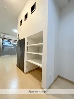 ラファエラ【1階】の内装