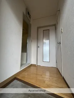 エリオン【3階】の玄関