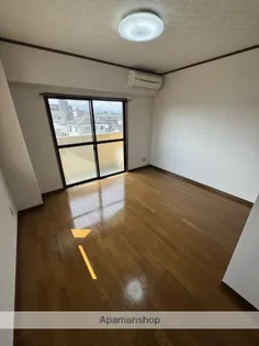 MGコーポ神宮【4階】の内装