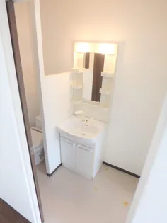 ダイナーズ橘【1階】の内装