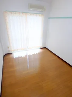 ヴィブレ【207号室】の居間