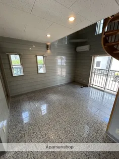 エレガンス江平東【1階】の居間