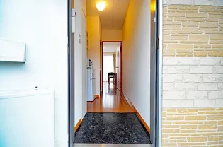 レオパレスサザーランド【103号室】の玄関