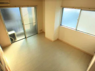 ベルヴィーユ清武【311号室】の内装