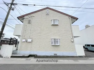 ホワイトメゾン【2階】の外観