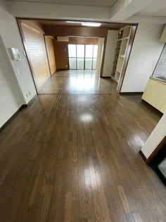 ファミリーマンション青葉Ⅱ【303号室】の居間