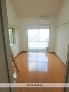 コンフォート岡【210号室】の内装