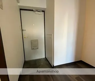 オクトワール宮崎西弐番館【403号室】の玄関