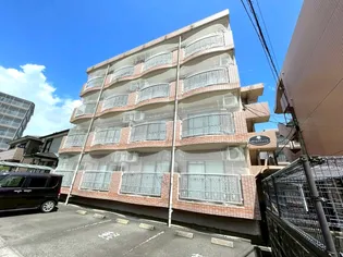 パームスウィート【105号室】の外観