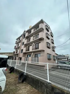 パレ・ドゥ大淀【3階】の外観