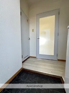 TKH−Ⅱ【3階】の玄関