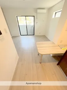 VALO吉村【602号室】の居間