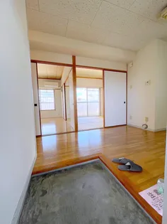 タケダビル【3階】の玄関