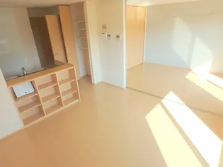 プランドール.i Ⅲ【2階】の居間