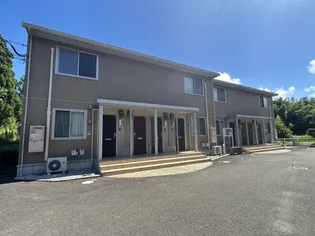 ベルヴュー B棟【2階】の外観