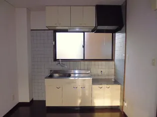 メゾン都原【1階】のキッチン