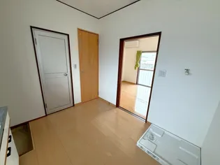 コーポ泉【202号室】の内装