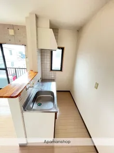 センチュリー21金田 E棟【106号室】の内装