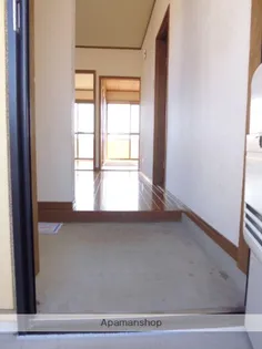 平田コーポ【201号室】の玄関