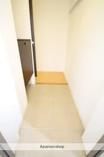 M’S ONE(エムズ ワン)【2階】の玄関