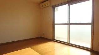 サンリシールアビテ【3階】の居間