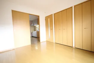 パークサイドひえだ【1階】の内装