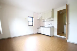 パークサイドひえだ【1階】の内装