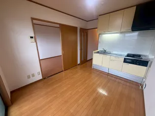 クレオコット【302号室】の居間