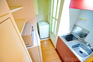 レオパレスMUTA【108号室】のキッチン