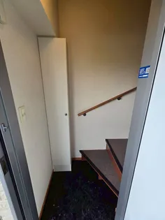 レオパレスノア都城【202号室】の玄関