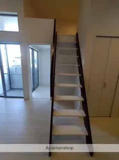 LARGO B棟【102号室】の内装