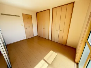 フローラルビレッジ Ⅵ番館【2階】の内装