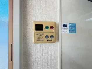 フローラルビレッジ Ⅵ番館【2階】の内装